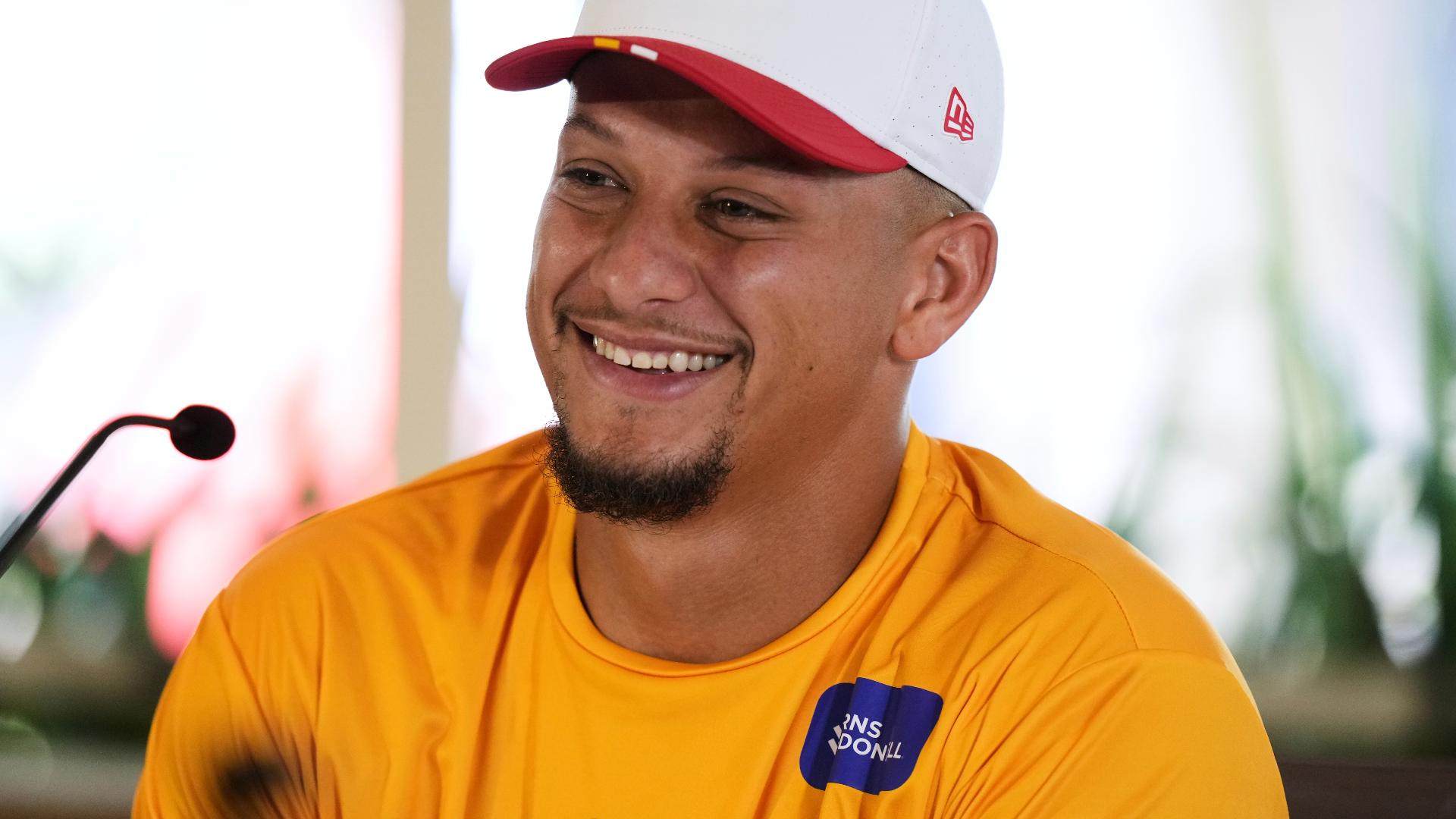 chiefs-vs-chargers-nfl-game-on-youtube-will-feature-a-variety-of