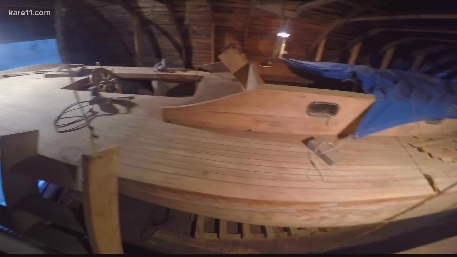 Watch Boise veterinarian sings to puppy, gets lots of kisses in return