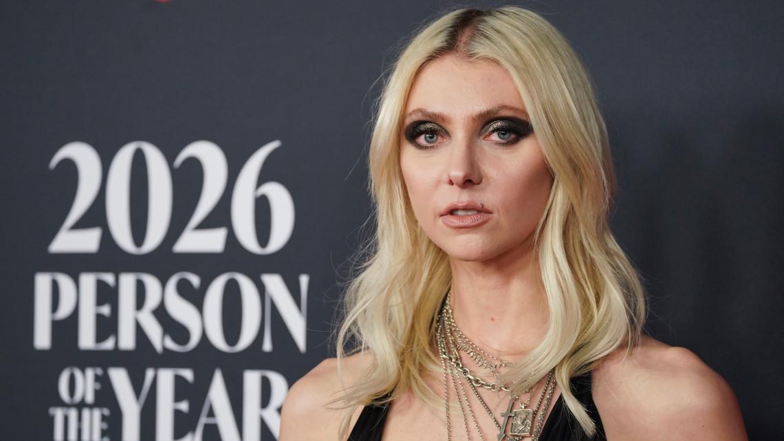 Taylor Momsen hospitalized after spider bite during tour with AC/DC