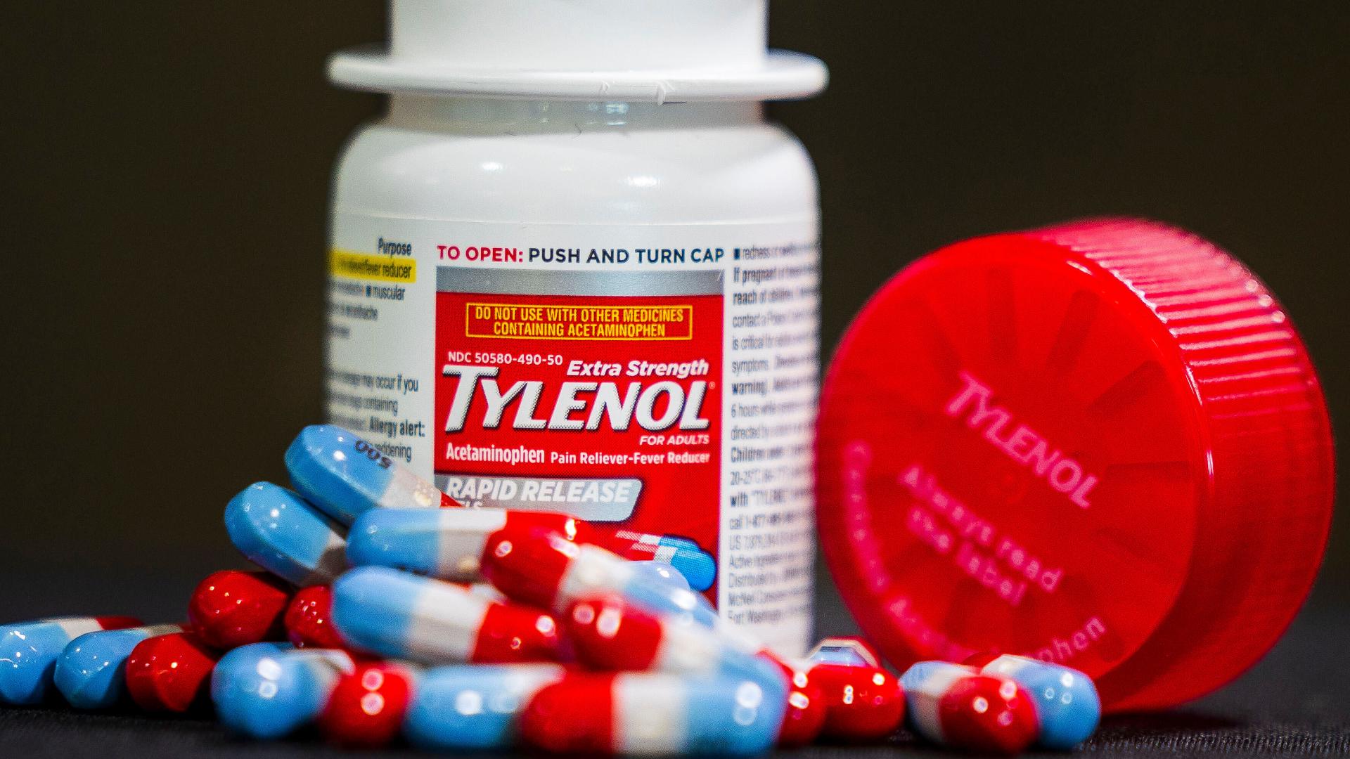 Doctor refutes unsubstantiated claims linking Tylenol to autism, citing that genetics accounts for 80% of risk in a multi-factorial condition.