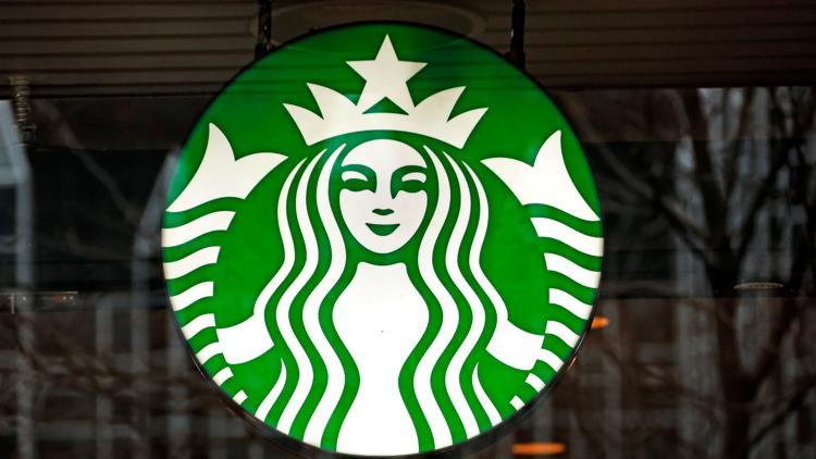 Starbucks Holiday Collectibles Drive $30-35 Price Point Surge | Seasonal Merchandise Opportunity for Amazon/Shopify Sellers