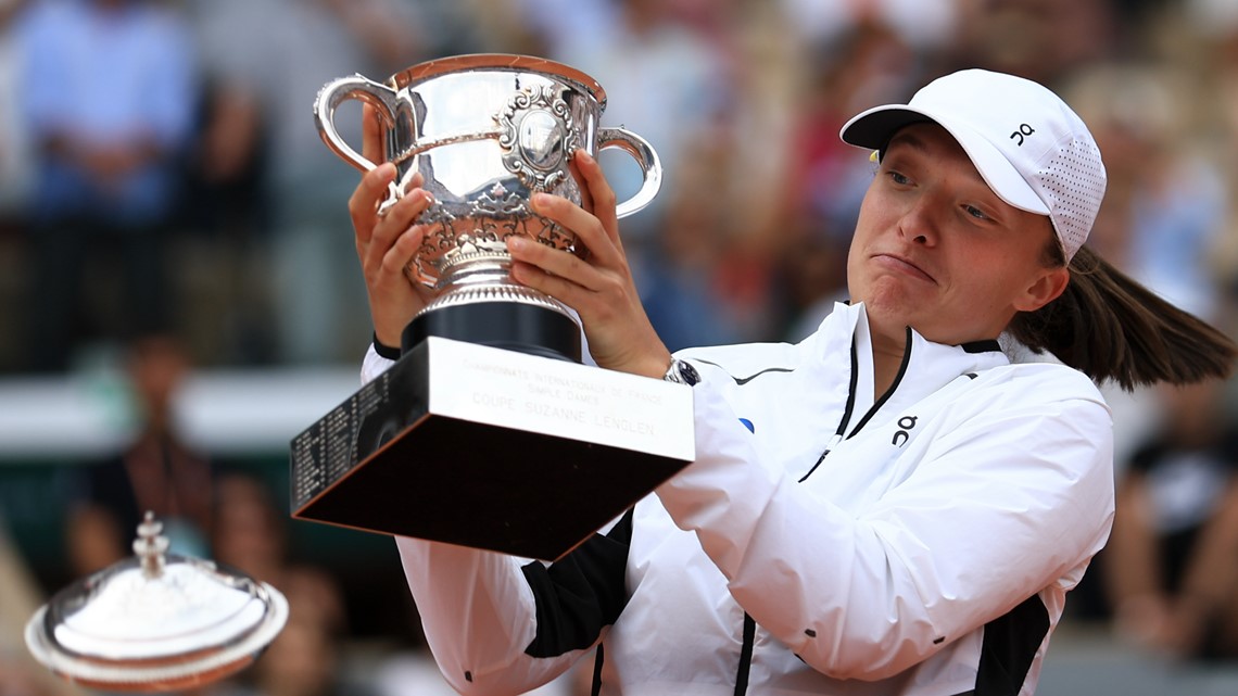 French Open final: Iga Swiatek defeats Karolina Muchova - Vimarsana News
