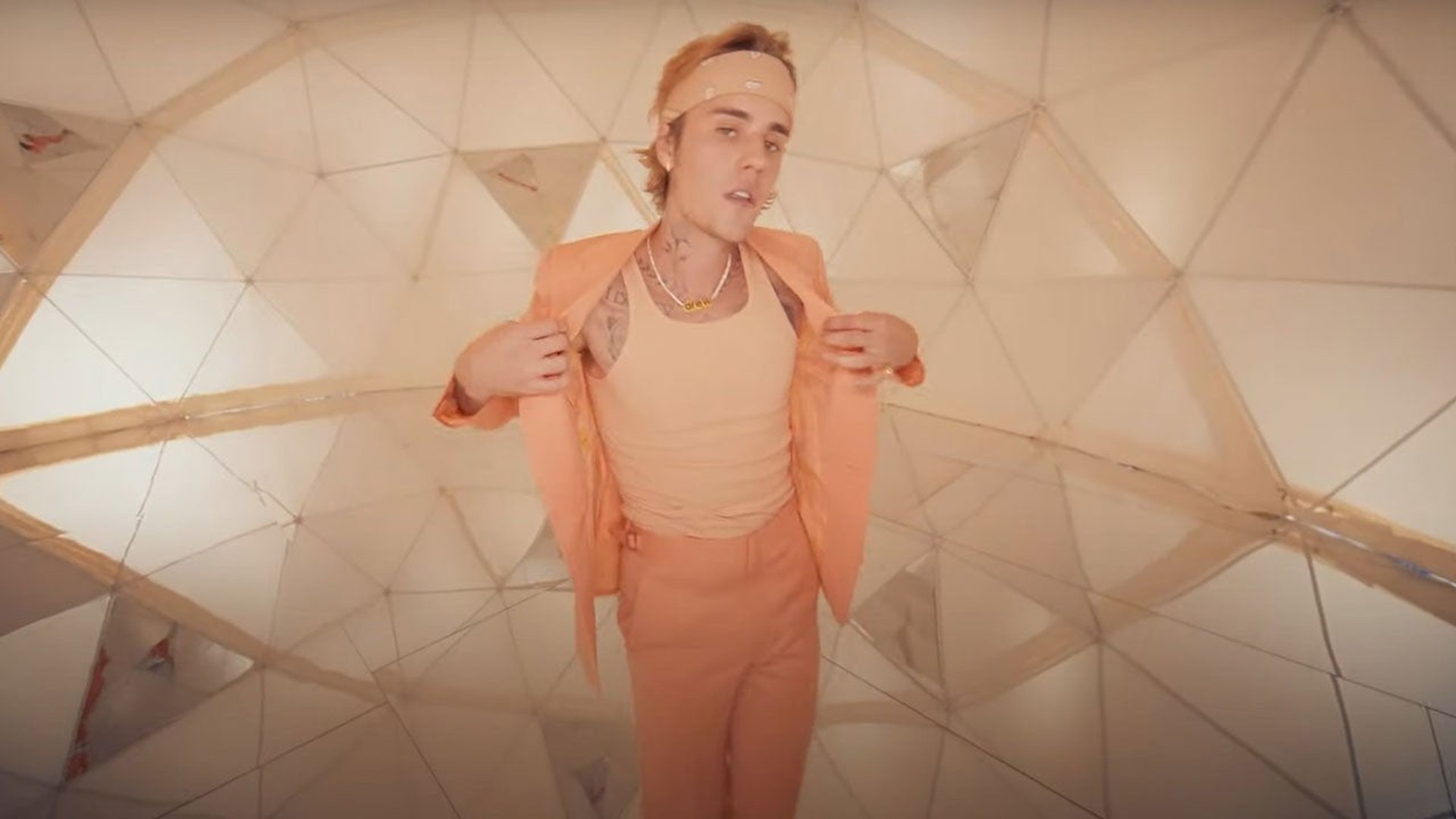 Justin Bieber Drops New 'Peaches' Music Video With Release of New