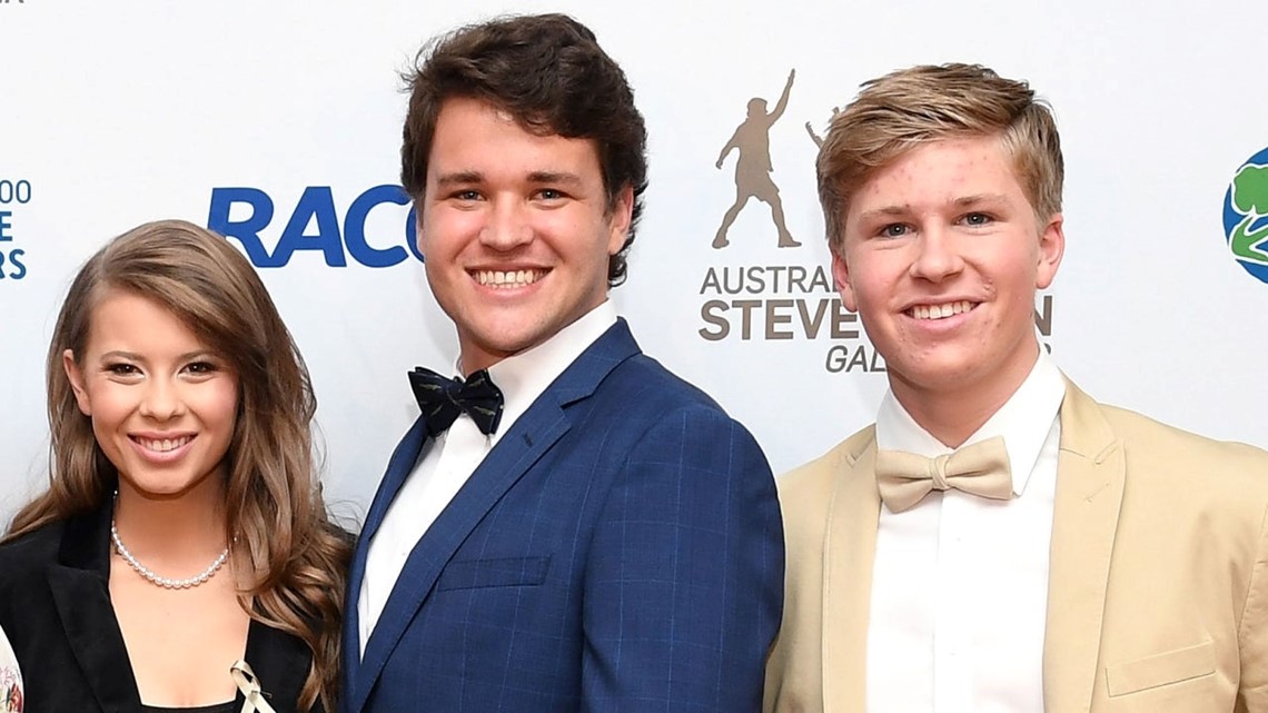 Bindi and Robert Irwin Pull Off Perfect 'The Office' Halloween Costumes(01)