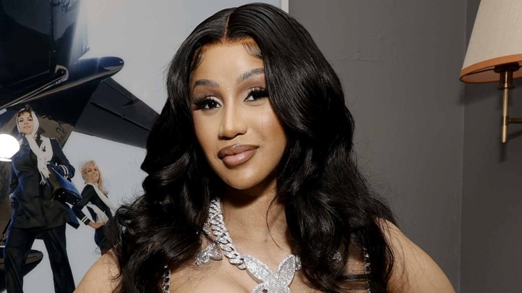 Cardi B Takes Plea Deal In 2018 Strip Club Brawl Case, Sentenced To ...