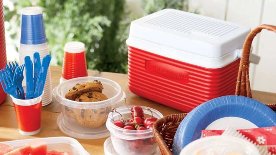 small rubbermaid cooler
