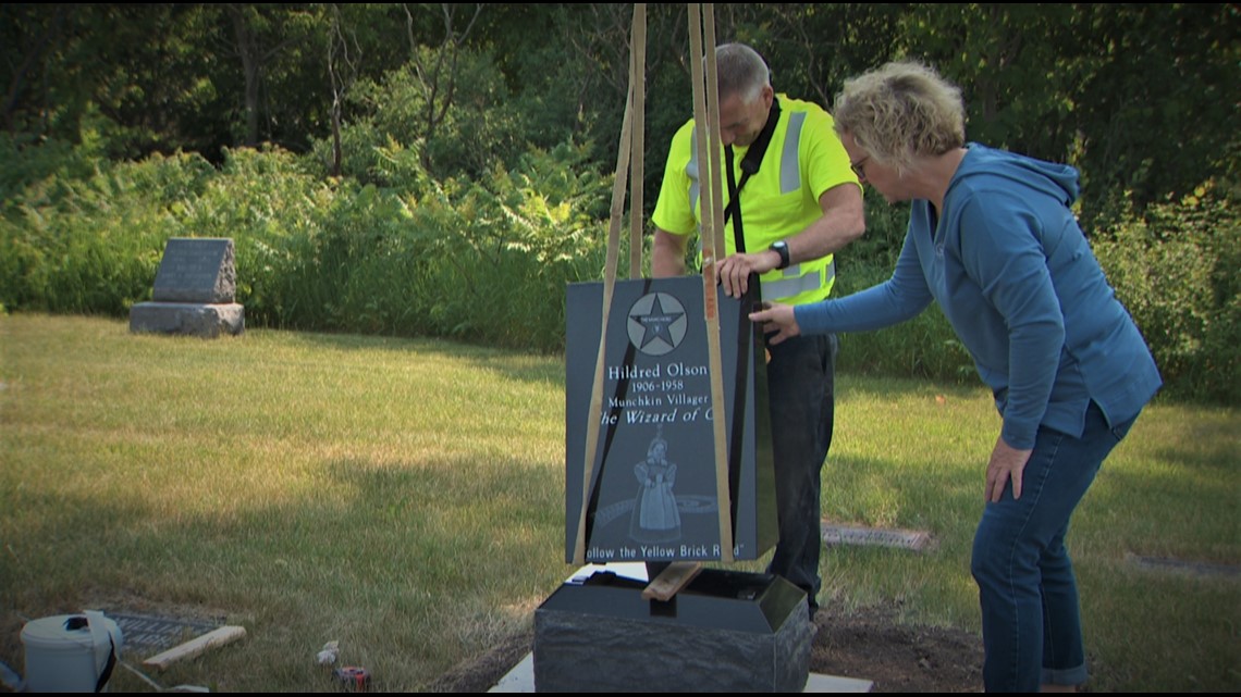 Minnesotan who played Munchkin in 'Wizard of Oz' gets monument - Vimarsana News