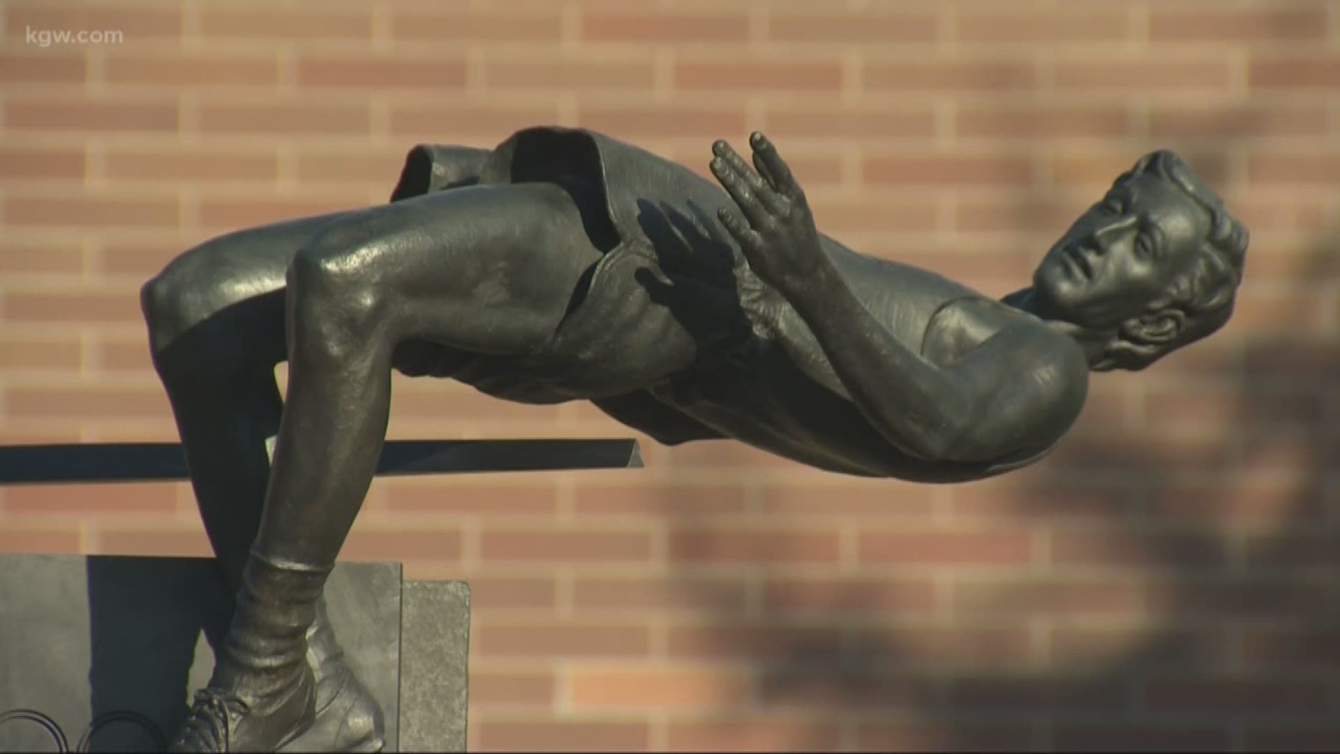 A new statue of the "Fosbury Flop" was unveiled at OSU.