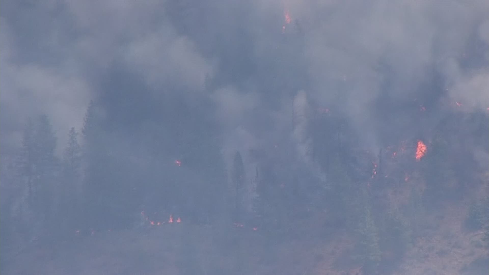 Video from Sky 8 of the Graham wildfire in central Oregon