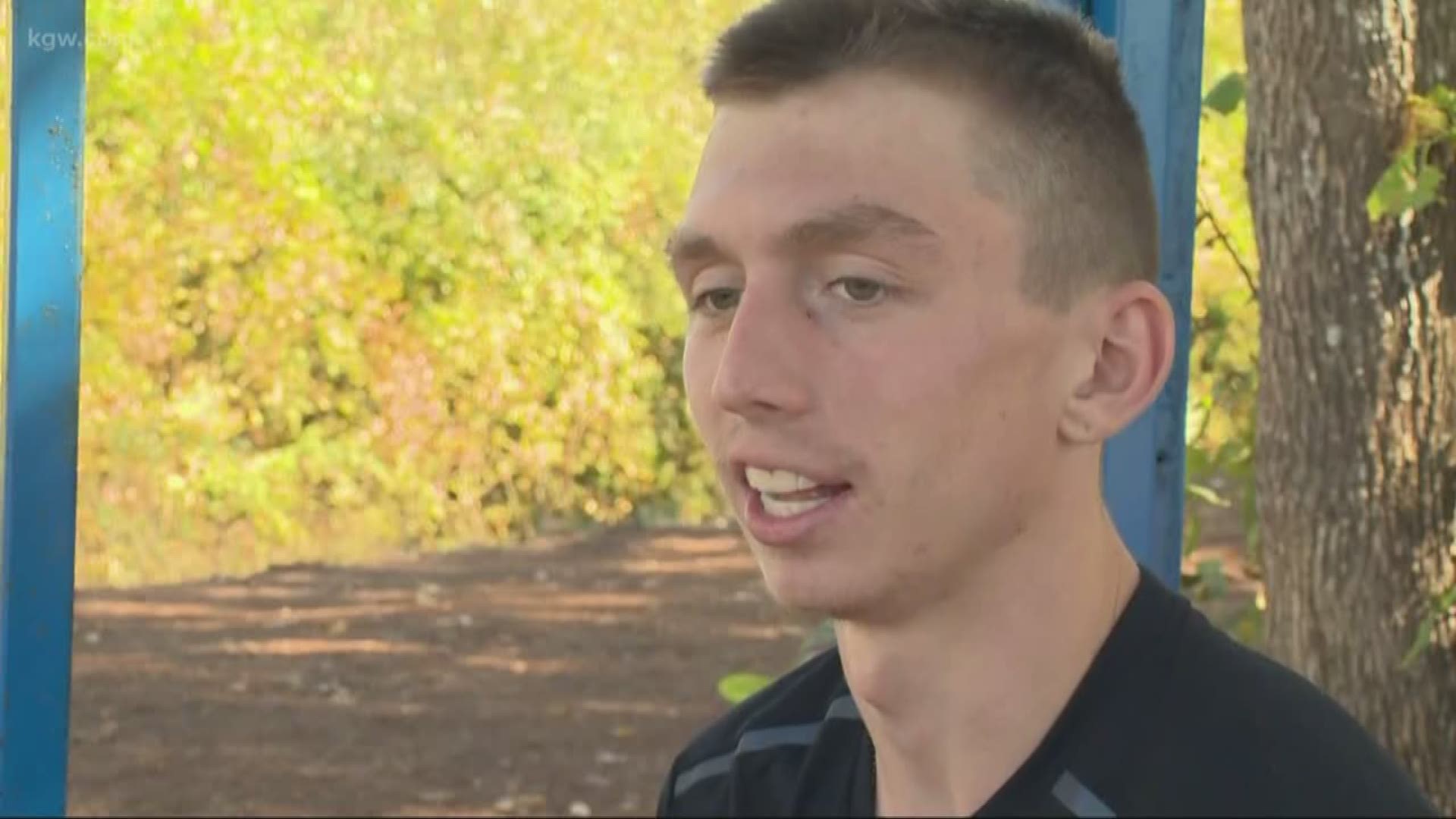 An Oregon runner with cerebral palsy just got a Nike contract.
