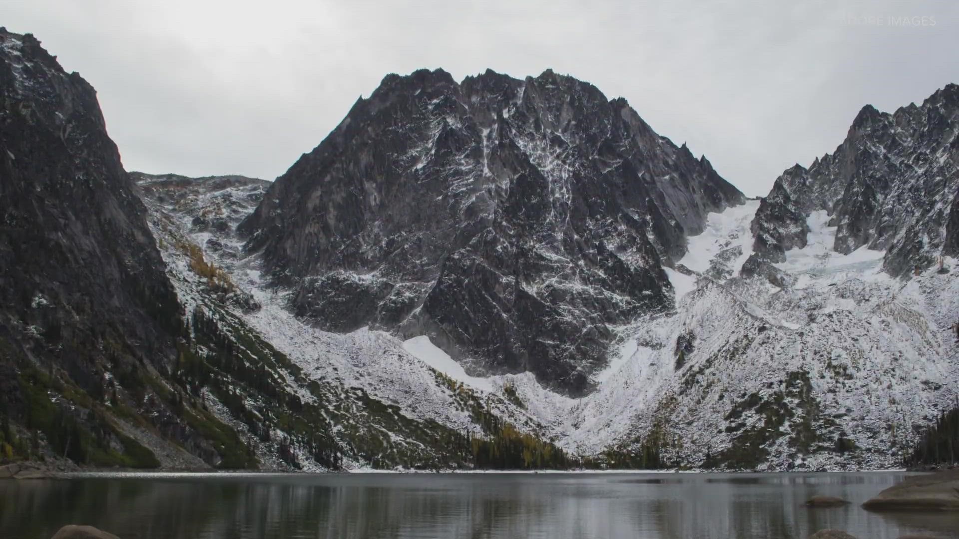 Three people are suspected to have been buried and killed after an avalanche on Colchuck Peak near Leavenworth.