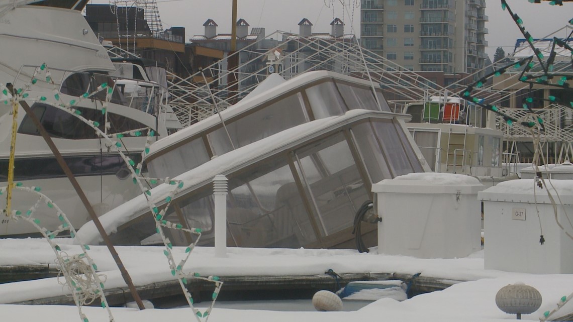 Boats, seaplane sink into Lake Coeur d'Alene during winter weather - Vimarsana News