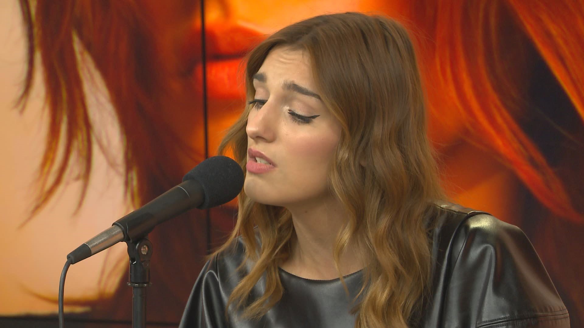 Gabriella Rose gives an exclusive performance of her new song 'In the Dark' on Up with KREM. Plus an exclusive interview with the local singer.