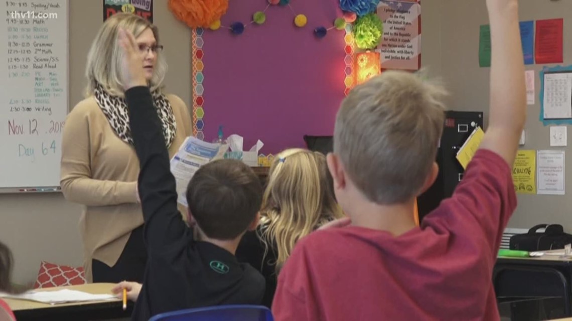 Arkansas school offers money to improve attendance count