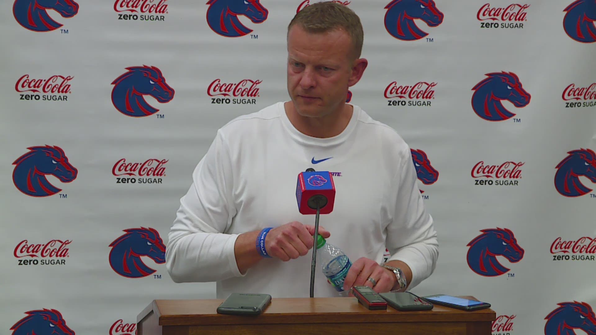 The Boise State football team plays a lot of late games, often to the chagrin of many fans. But coach Bryan Harsin says he actually prefers the late kickoffs.