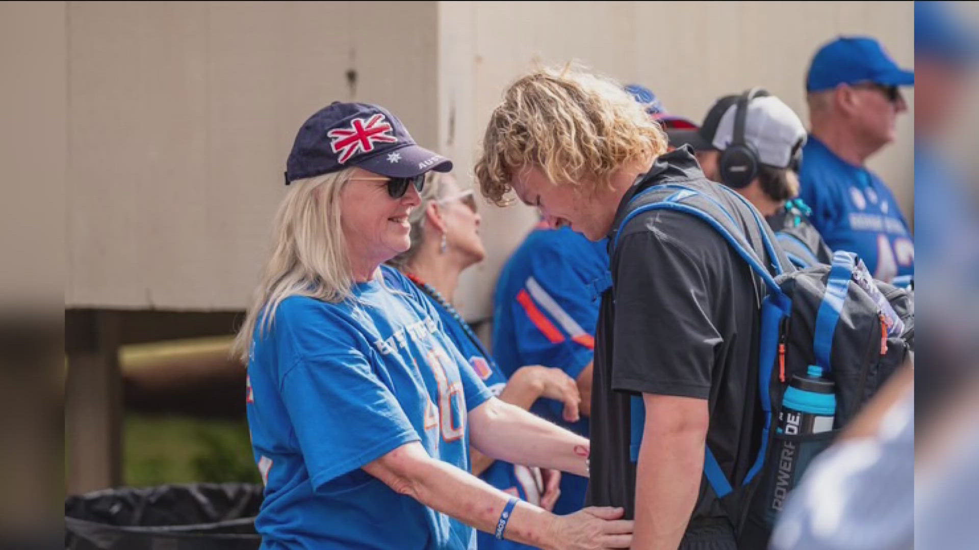 Ferguson-Reynolds is a star punter for Boise State, and he's raising money for a local charity to honor his mom's fight against breast cancer.