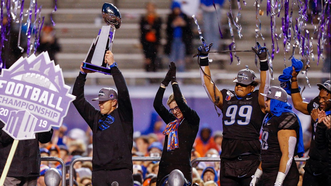 No. 19 Boise State tops Hawaii 31-10 for Mountain West title – The