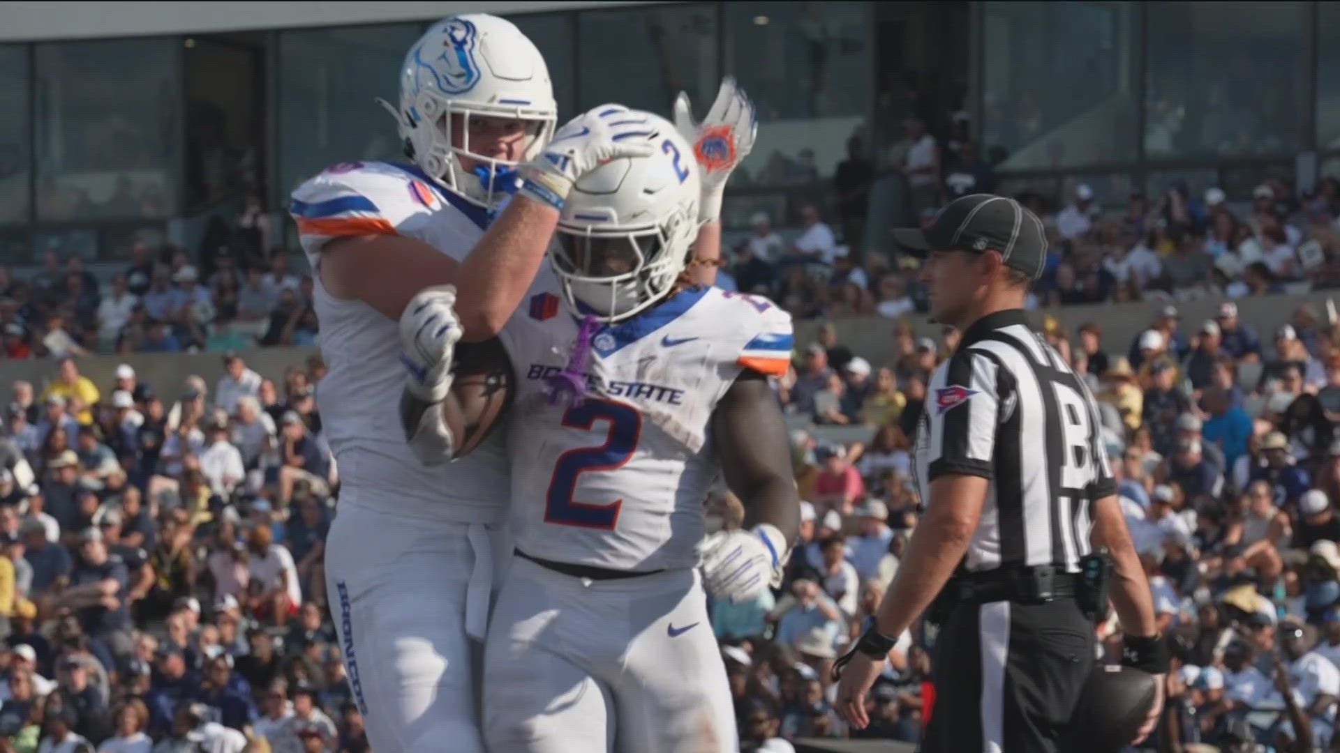 Jeanty kicked off his Heisman campaign with a school-record six rushing touchdowns, guiding the Broncos to their first season-opening win since 2020.