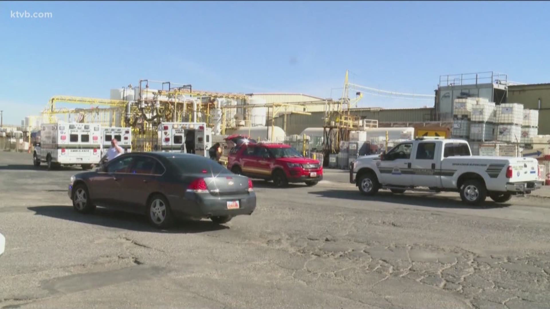 Fire officials estimate that 300-400 gallons of sulfur dioxide leaked out of a rail car.