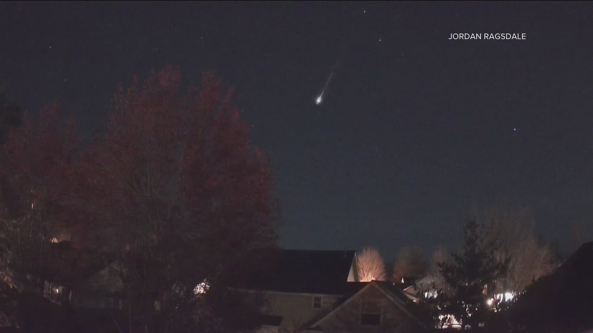 Leonid meteor shower captured in Eagle