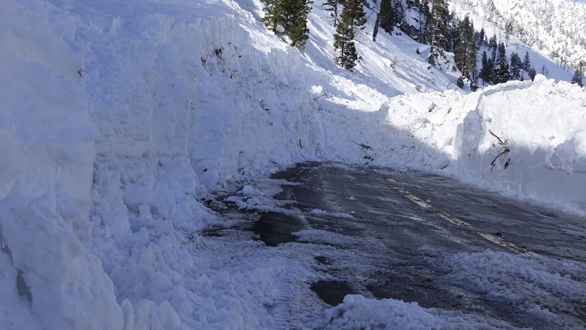 Massive avalanche blocking Idaho 21 between Lowman and Stanley | ktvb.com