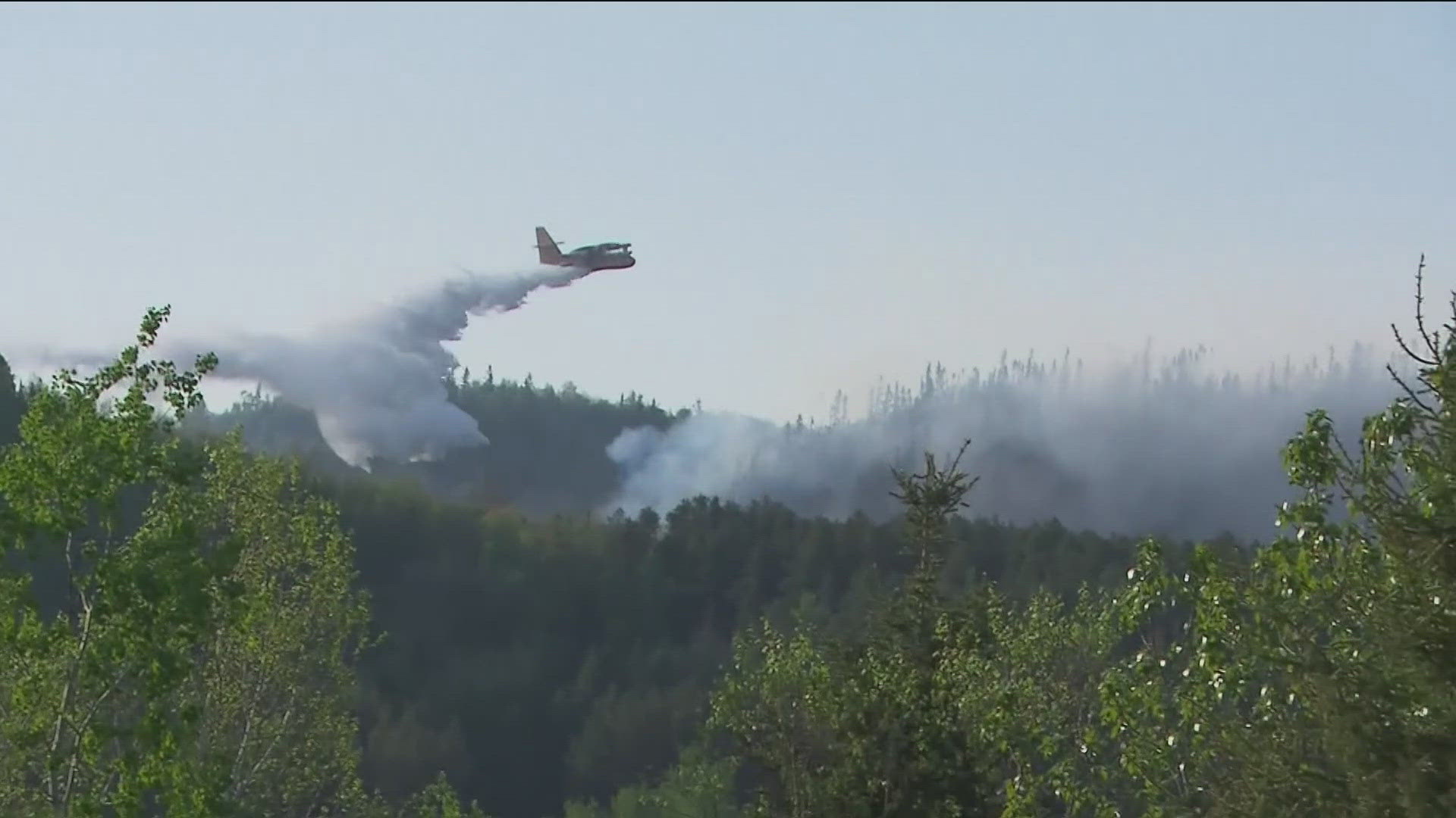 The National Interagency Fire Center stated in the coming days, fire crews from Australia and New Zealand will arrive in the United States to help fight wildfires.