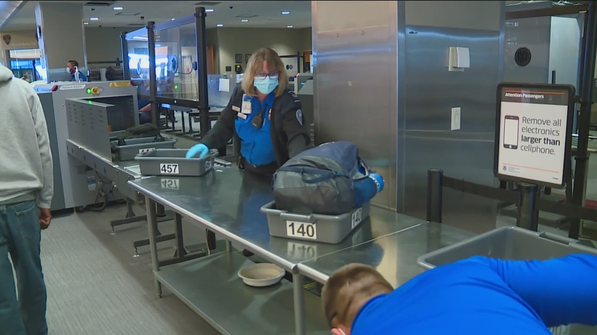 TSA officials find 2 guns in carry-on luggage at BOI | ktvb.com