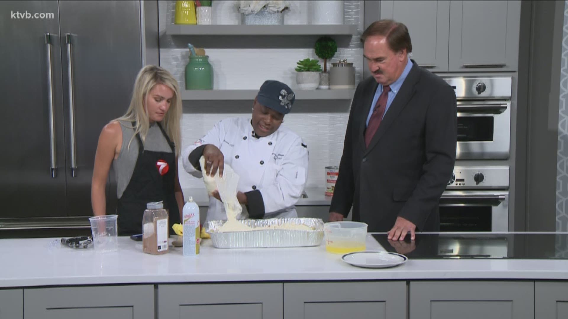 Chef Yvonne Anderson-Thomas is the KTVB kitchen to show us how to make apple cobbler dump cake.