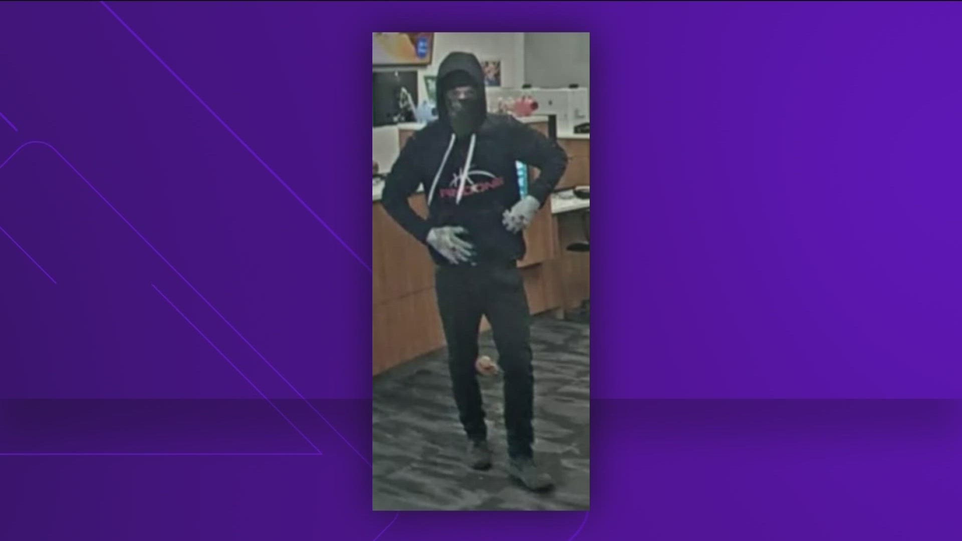 The robbery happened at a bank Saturday afternoon on Fairview Ave., between Five Mile and N. Hampton.