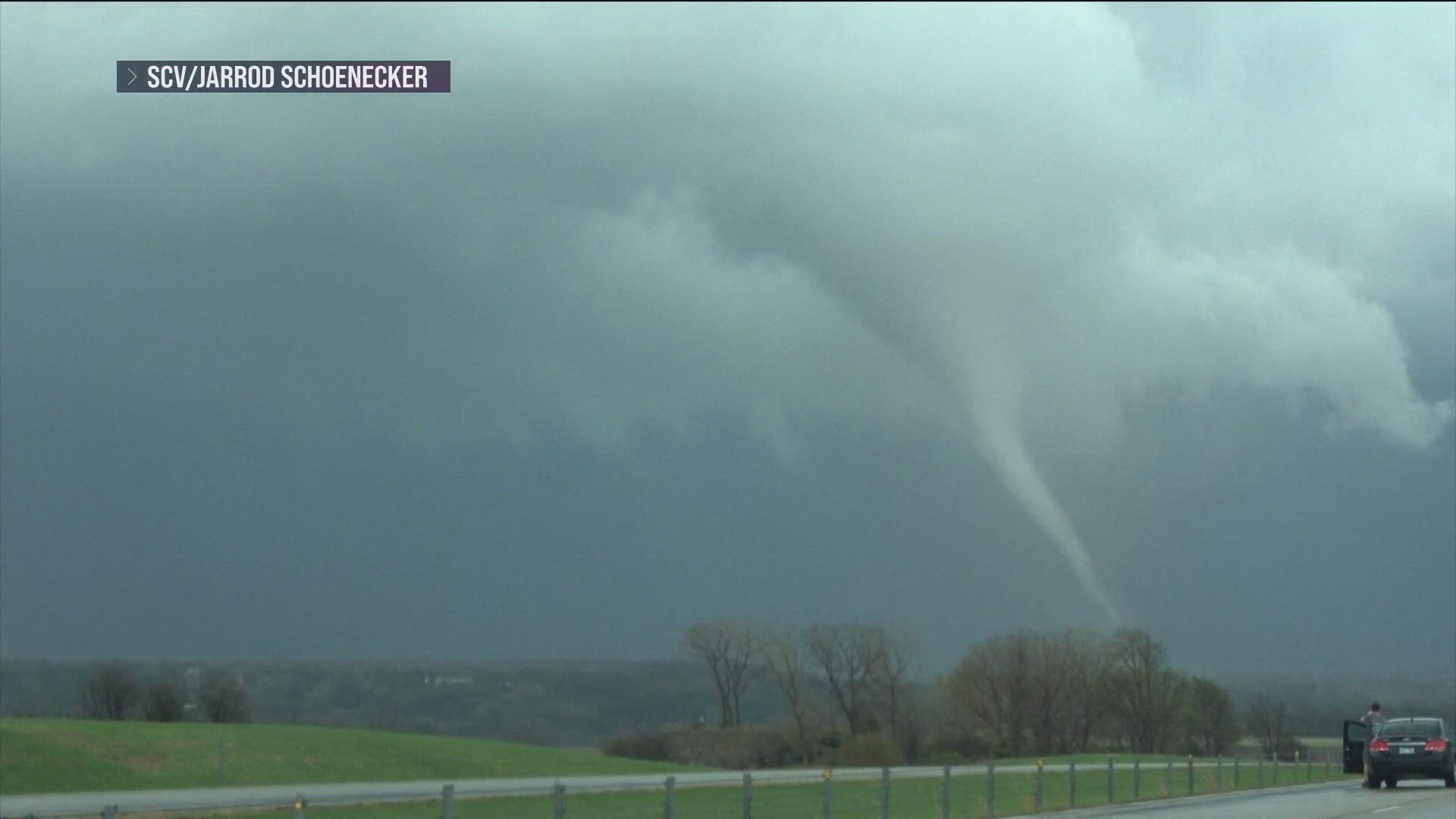 Midwest sees heavy damage from powerful winds, reported tornadoes ...
