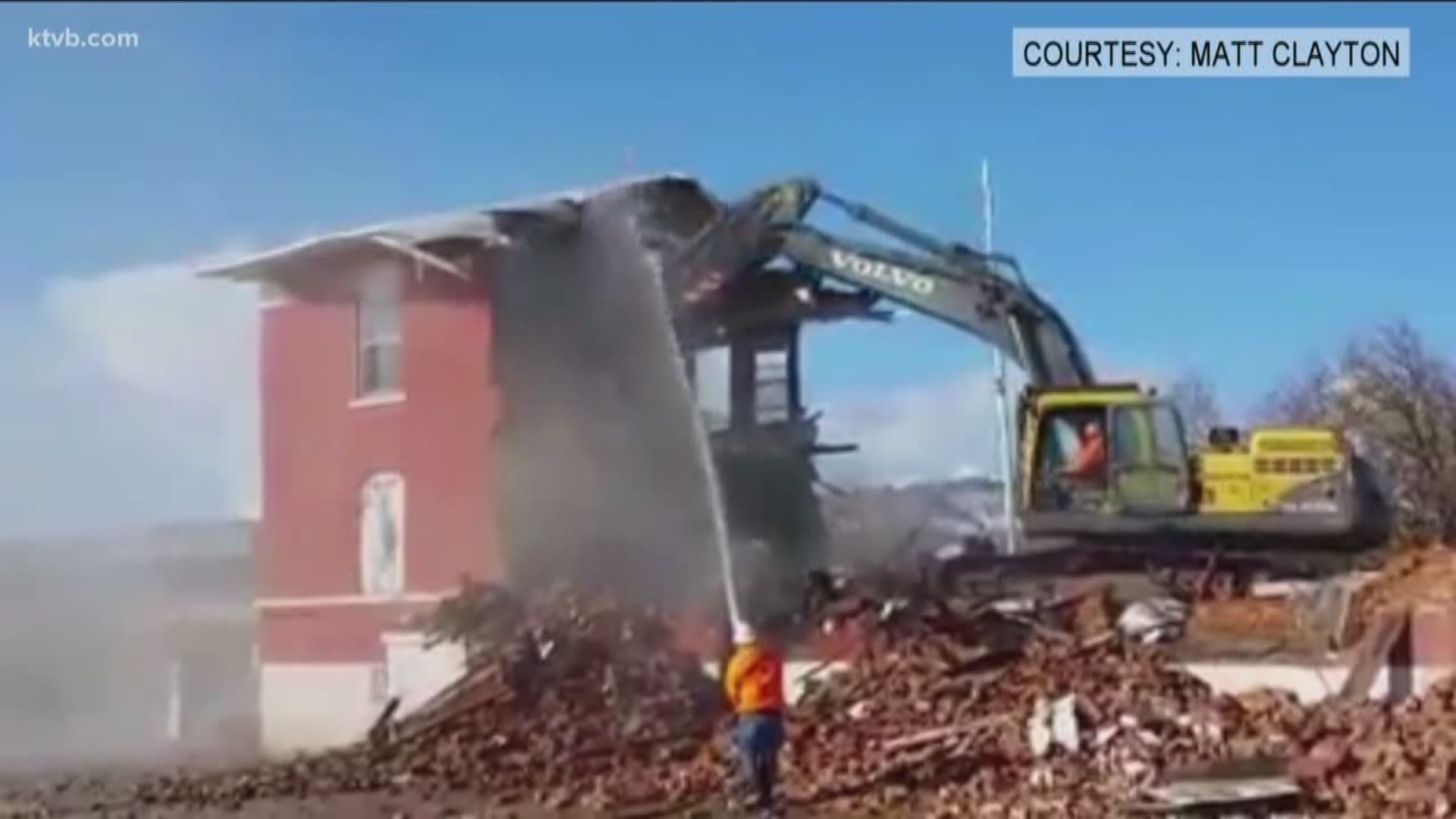 Condemned Adams County Courthouse demolished.