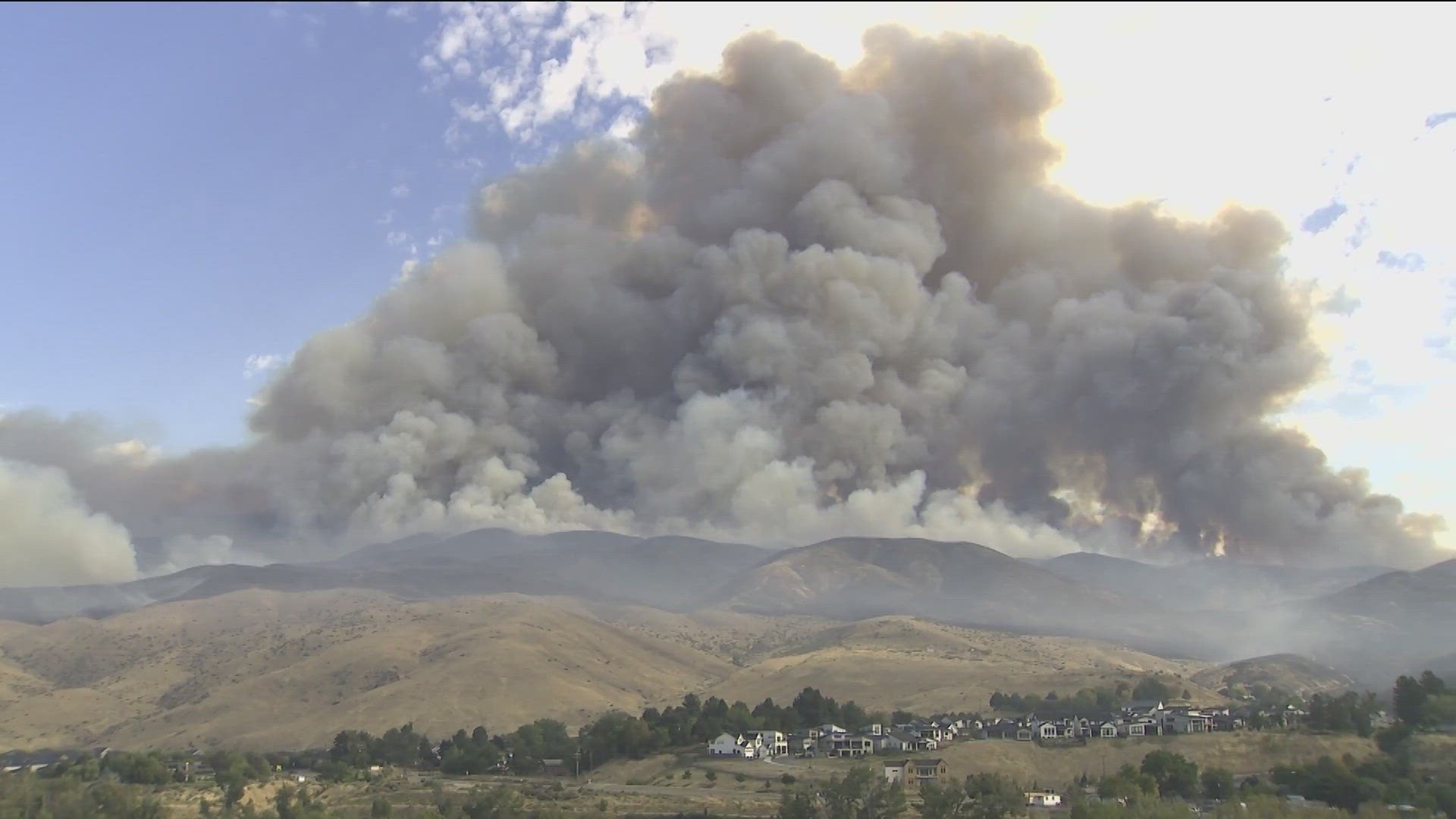 The Boise Fire Department issued Code Red evacuation notices Friday due to the Valley Fire, which has burned more than 3,500 acres.