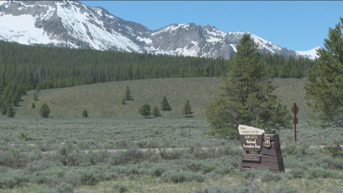 ‘Important we maintain these lands’: Sawtooth National Recreation Area Reduces Office Hours Due to Federal Staffing Cuts ‘Important we maintain these lands’: Sawtooth National Recreation Area Reduces Office Hours Due to Federal Staffing Cuts