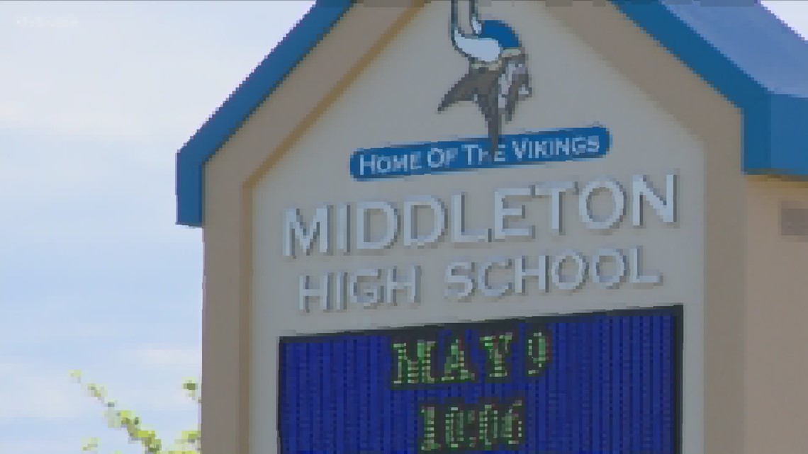 Middleton school board ends district's face mask policy - Vimarsana News