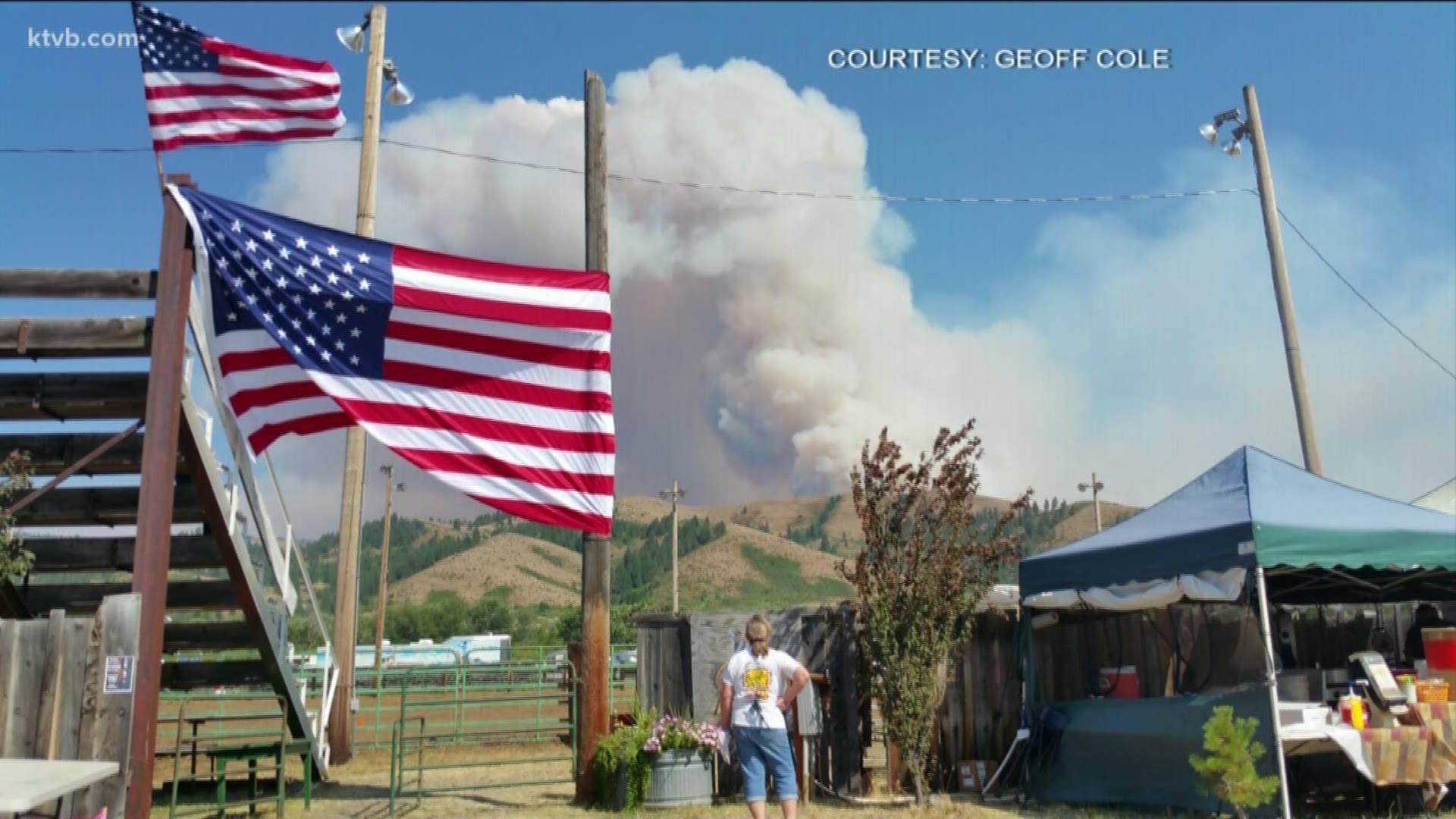 Mesa Fire near Council prompts evacuations.