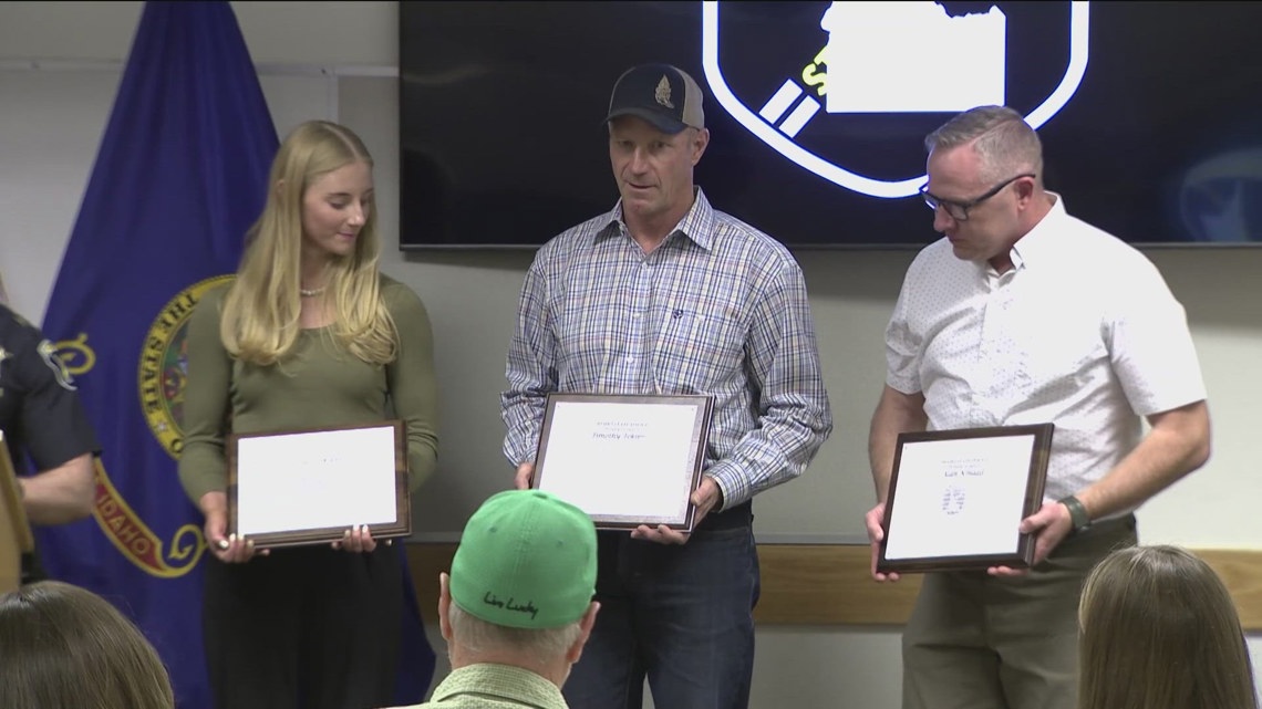 Three honored by Idaho State Police for saving mother and child in Boise County crash Idaho State Police honored three witnesses who jumped into freezing water to rescue a mother and child during a March crash that killed a father and toddl