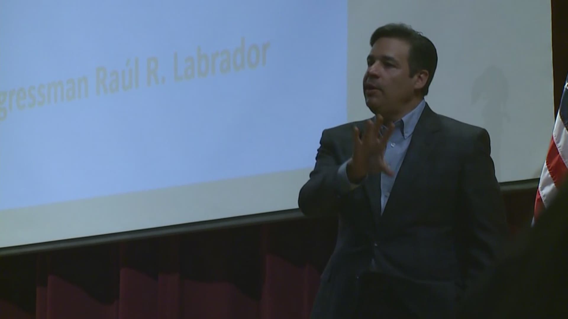 Labrador hosts town hall in Meridian.