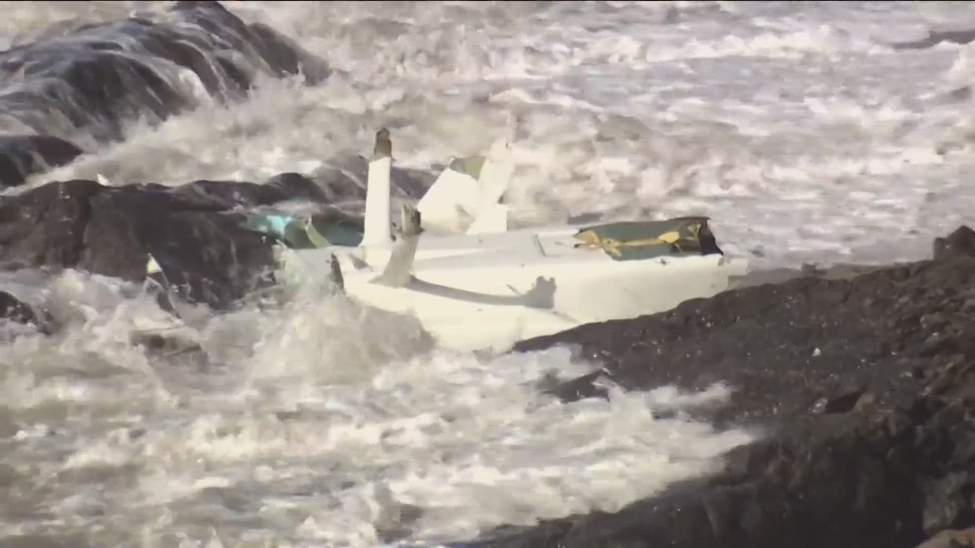 Half Moon Bay plane crash: Body found in water
