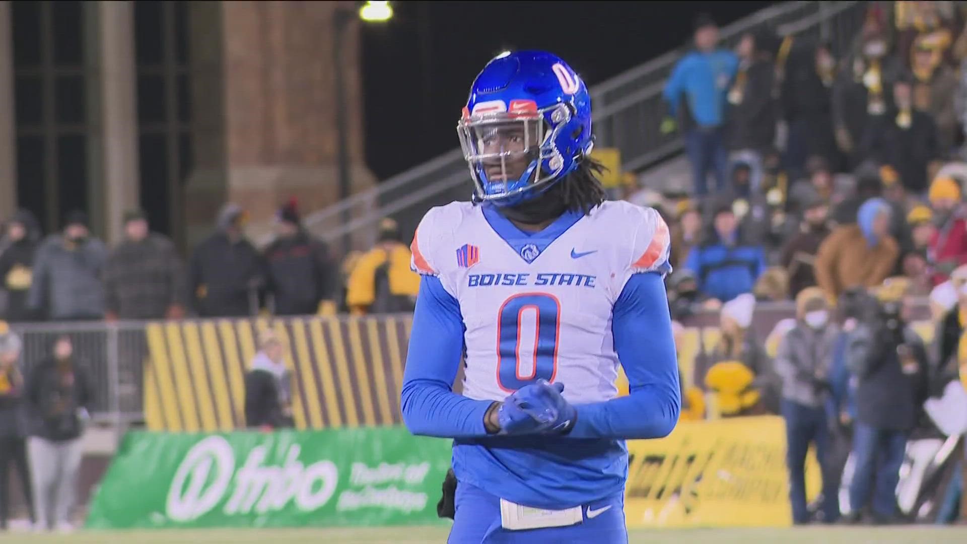 Boise State standout safety JL Skinner did not play in the Reese's Senior Bowl on Saturday after his aunt passed away this week. Skinner went home to support family.