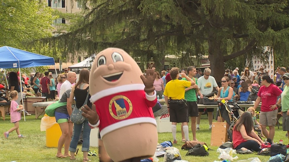 Everything you need to know about the Famous Idaho Potato Bowl's powerful,  dancing potato man mascot 