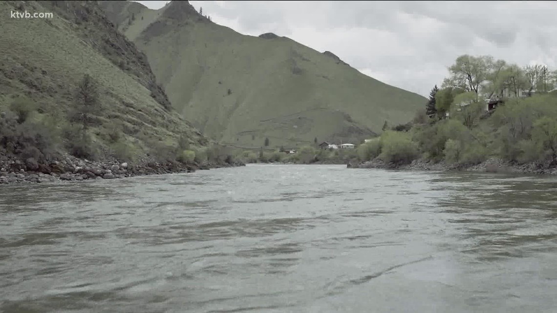 Kayaker dies in Salmon River in Idaho County