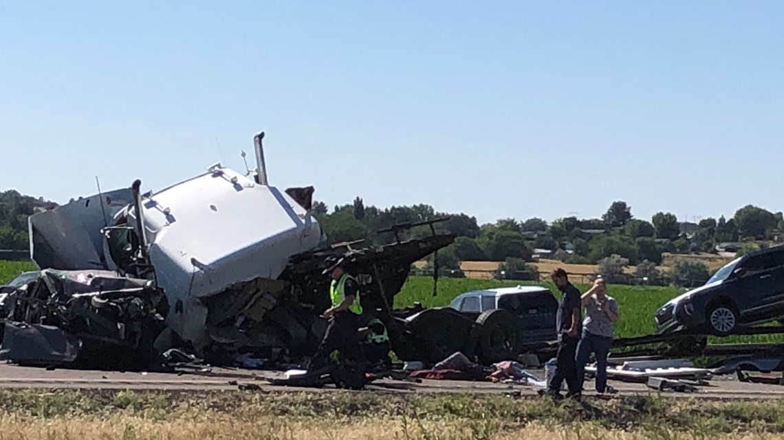 5 people hospitalized after 11 cars crash on I-84 west of Caldwell ...