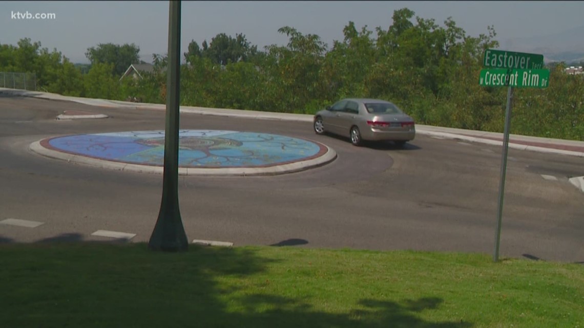 Roundabout mosaic to be removed | ktvb.com