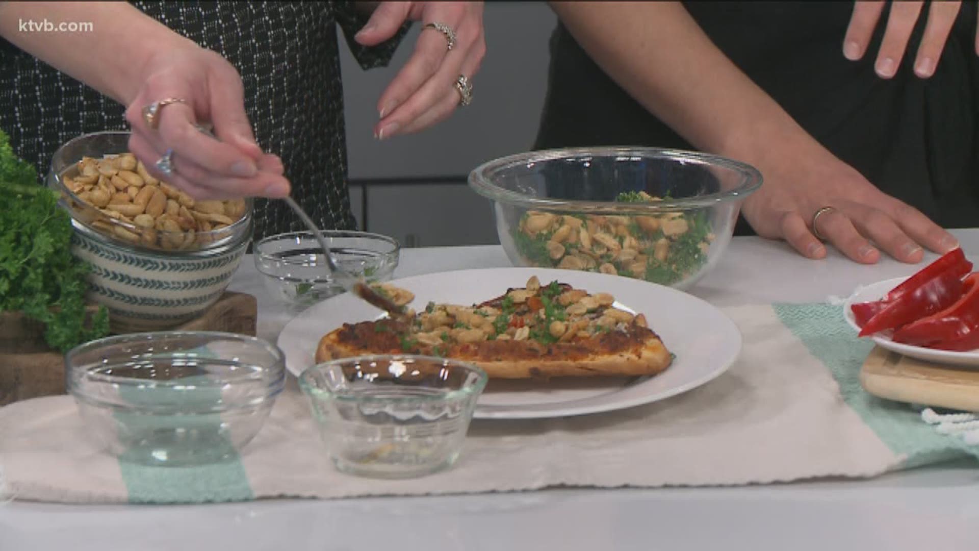 Registered dietitian Molly Tevis shows us how to make these two healthy recipes.