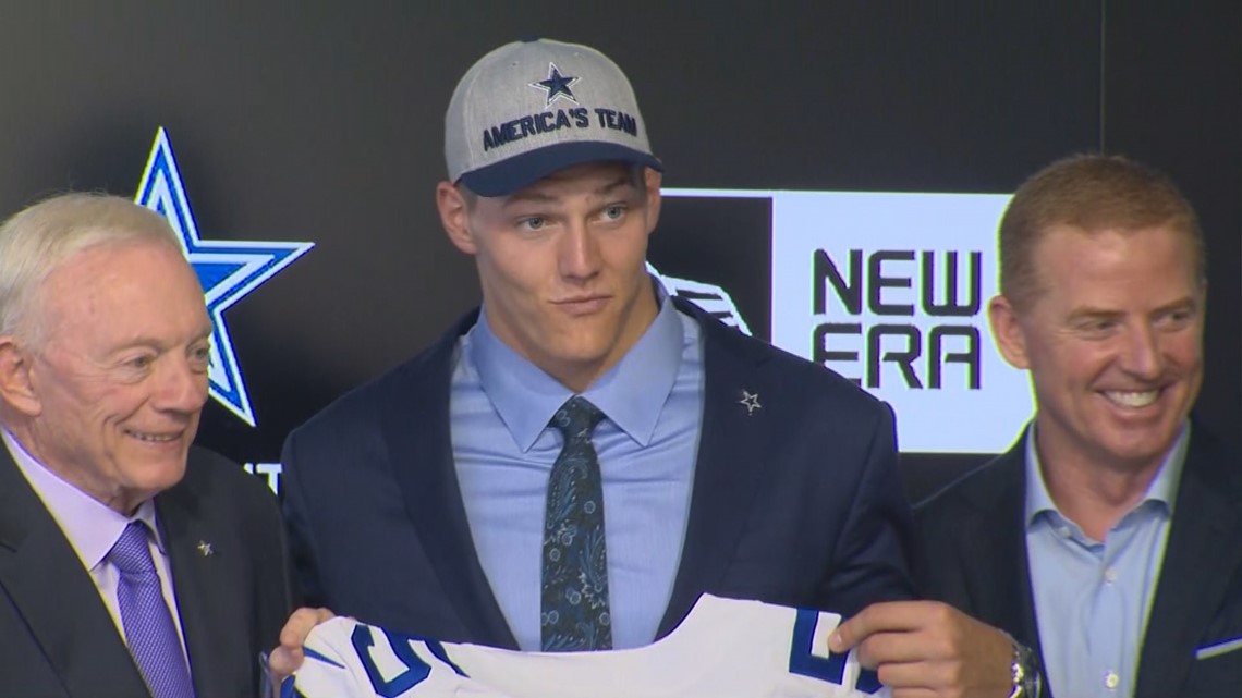 Riggins celebrates hometown hero, Leighton Vander Esch