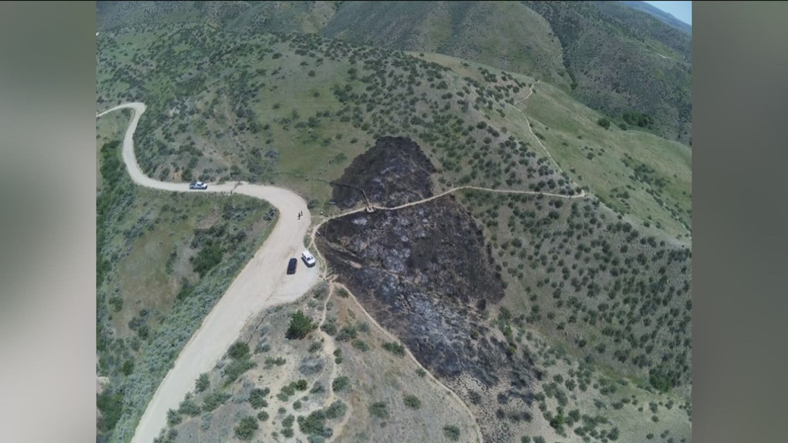 Portion of Boise Foothills closing as fire burns in Hulls Gulch | ktvb.com