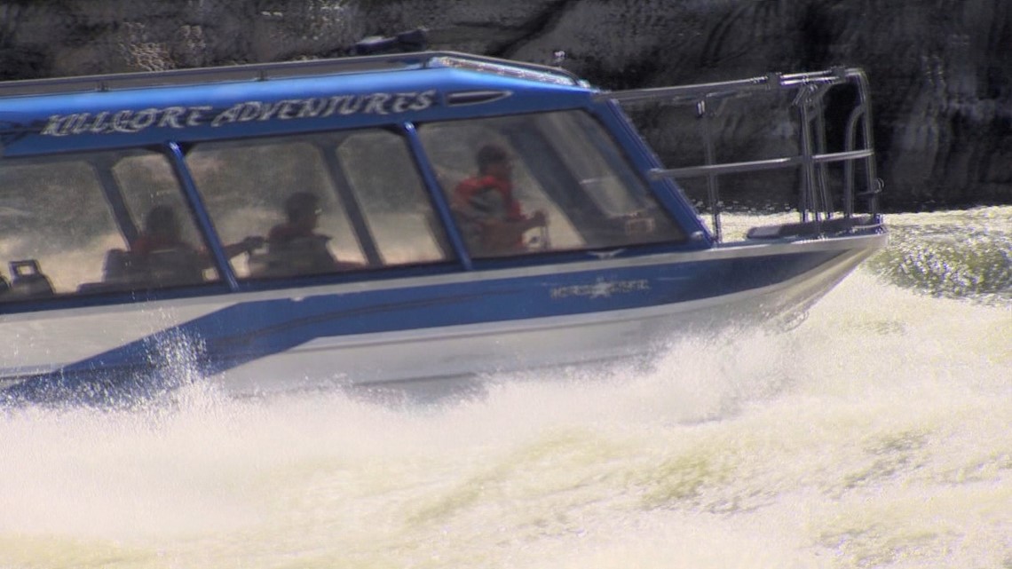 Exploring Idaho Hells Canyon by jet boat