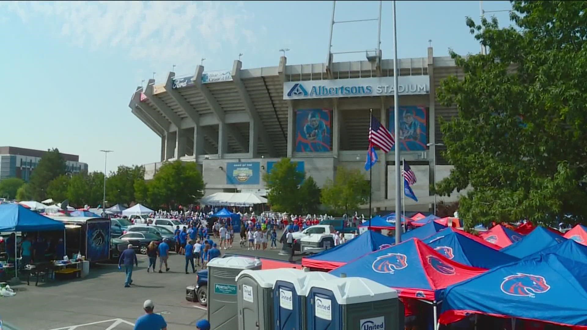 In Boise State football's first game at Albertsons Stadium against UT Martin, the concession crew was short of 200 workers and fans waited up to 45 minutes for food.