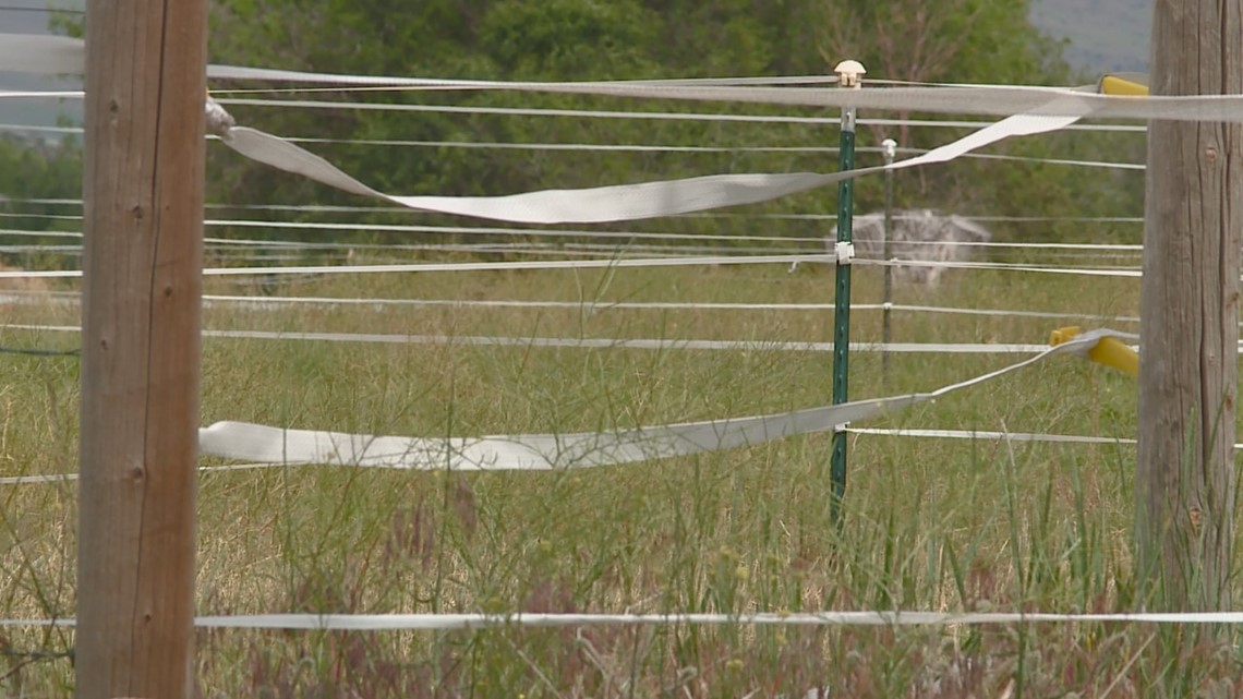 Coroner identifies Kuna man found dead on electric fence