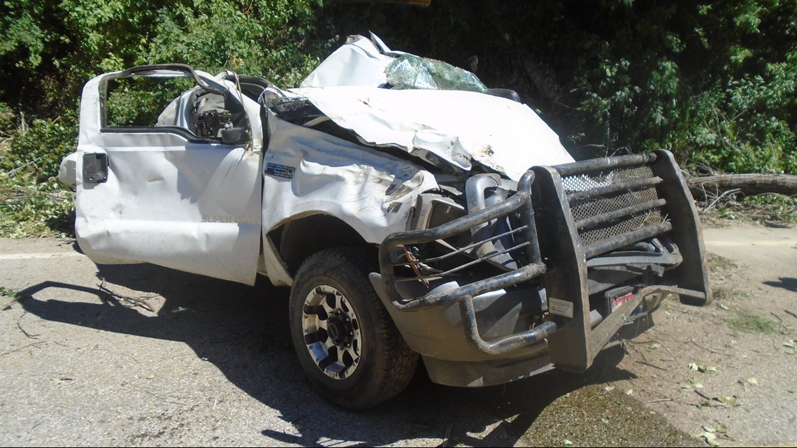 Idaho 21 reopens after crash north of Boise